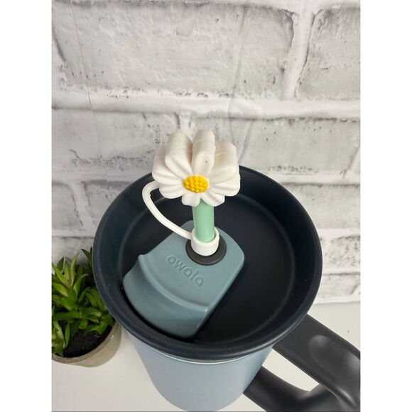 Owala 40 oz Tumbler Lost Valley NWOT - Picture 4 of 8